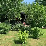 Small Cozy 3-room House With Terrace & Large Garden