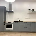 Small Cozy 3-room House With Terrace & Large Garden Dom wakacyjny