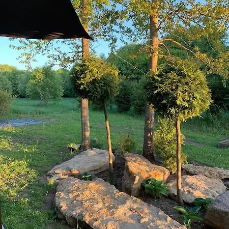 Small Cozy 3-room House With Terrace & Large Garden *