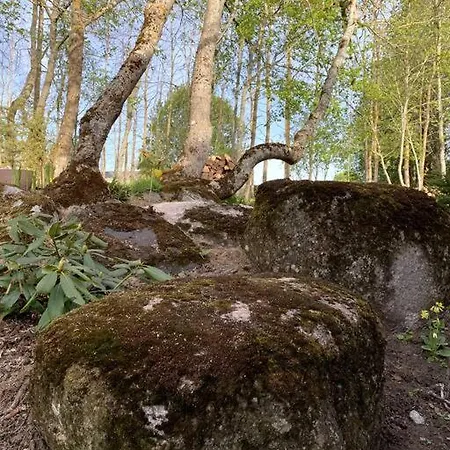 Small Cozy 3-room House With Terrace & Large Garden Vakantiehuis