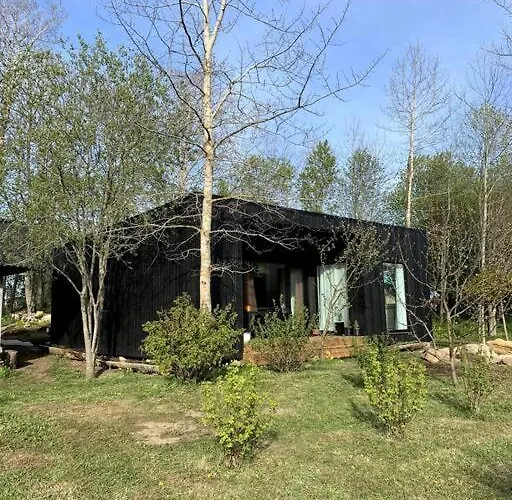 Small Cozy 3-room House With Terrace & Large Garden