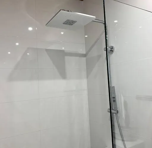 Dom wakacyjny Small Cozy 3-room House With Terrace & Large Garden Ilmandu