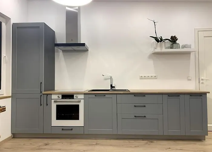 Small Cozy 3-room House With Terrace & Large Garden Dom wakacyjny