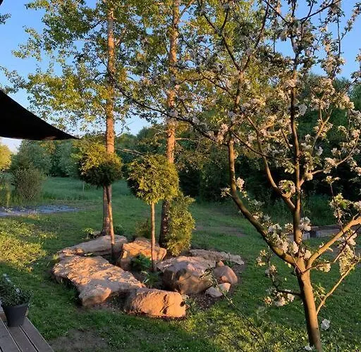 Small Cozy 3-room House With Terrace & Large Garden Ilmandu