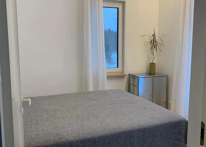 Small Cozy 3-room House With Terrace & Large Garden * Ilmandu